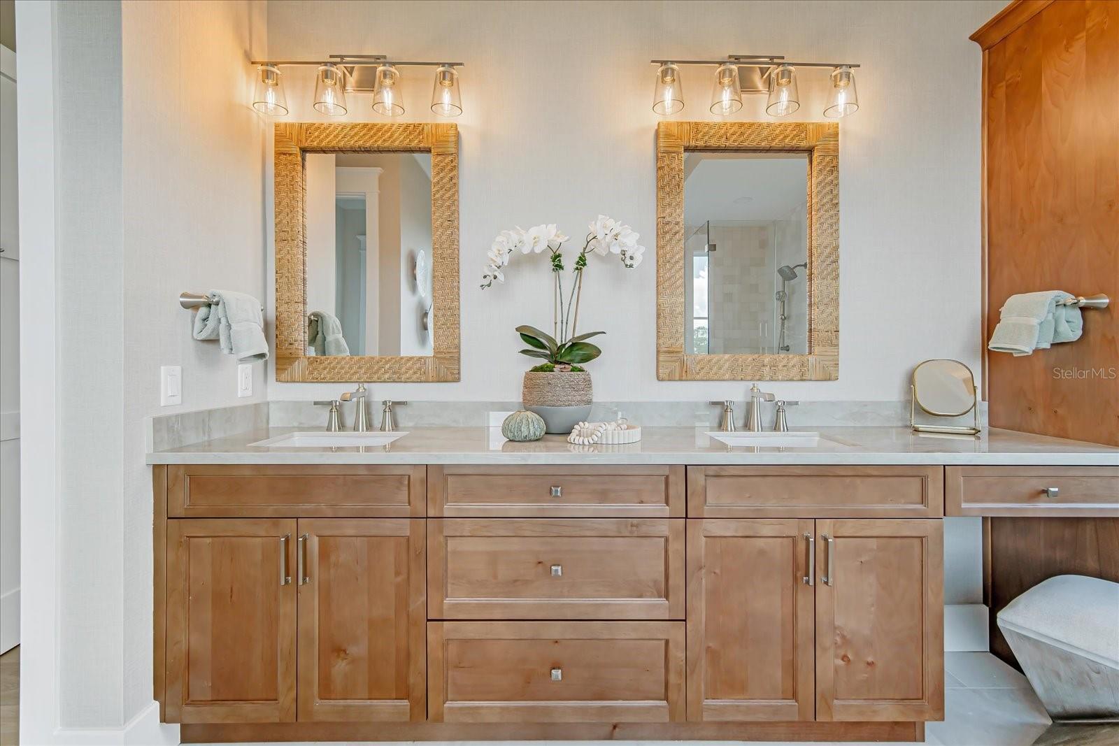 HARBOR SOUND - Residential