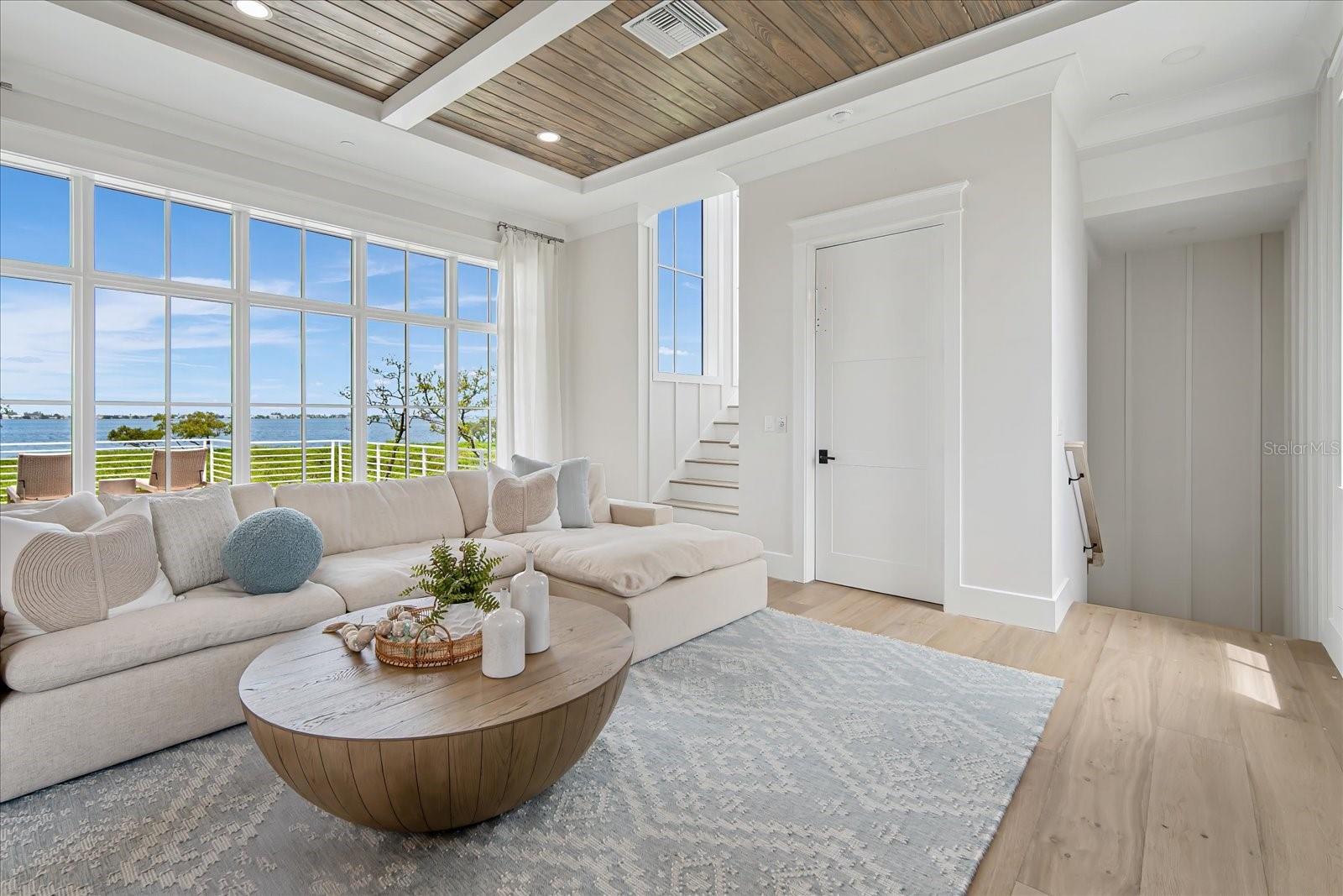 HARBOR SOUND - Residential