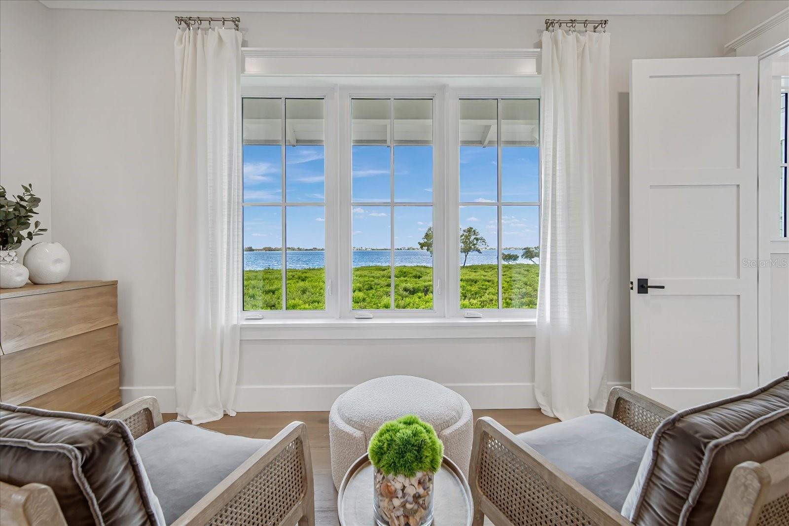 HARBOR SOUND - Residential