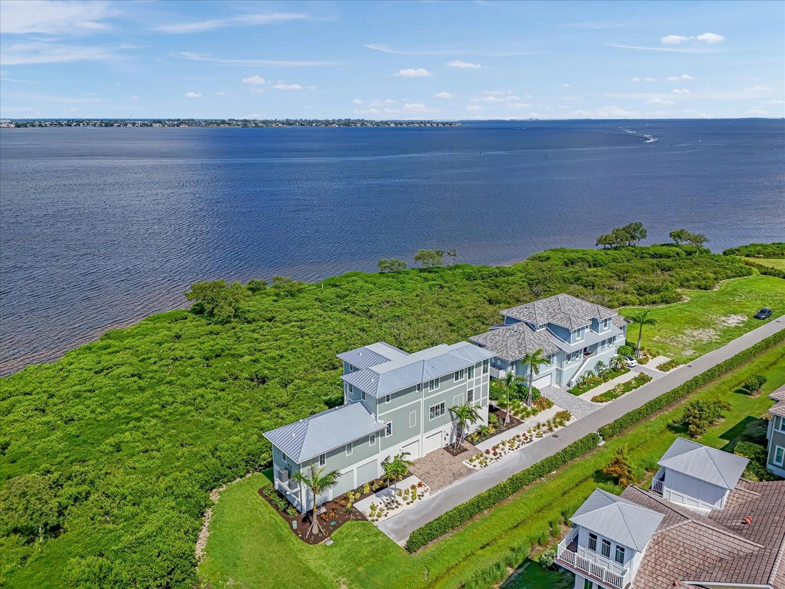 HARBOR SOUND - Residential