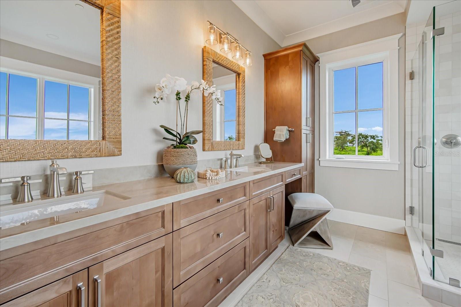 HARBOR SOUND - Residential