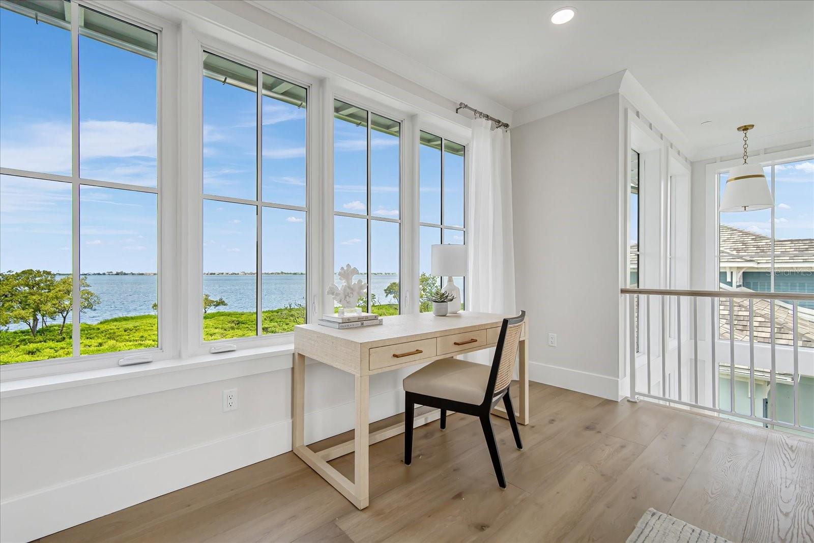 HARBOR SOUND - Residential