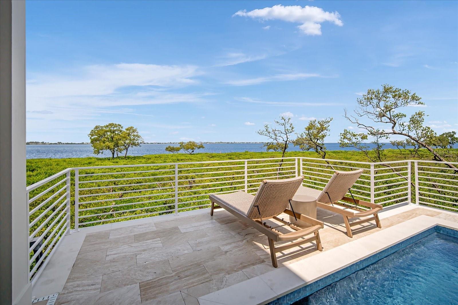 HARBOR SOUND - Residential