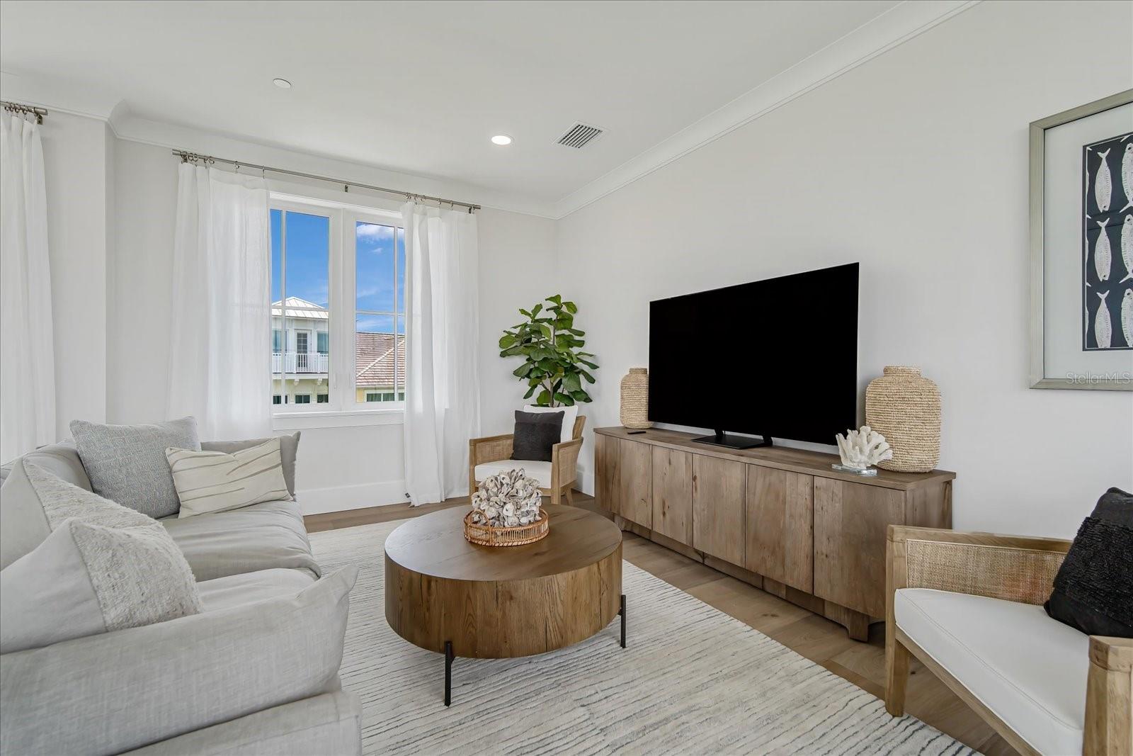 HARBOR SOUND - Residential