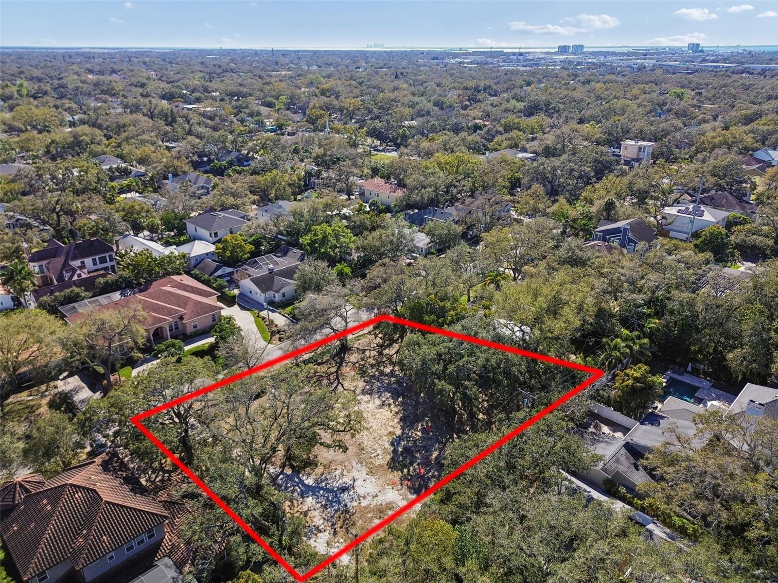 BAYSHORE CREST - Land