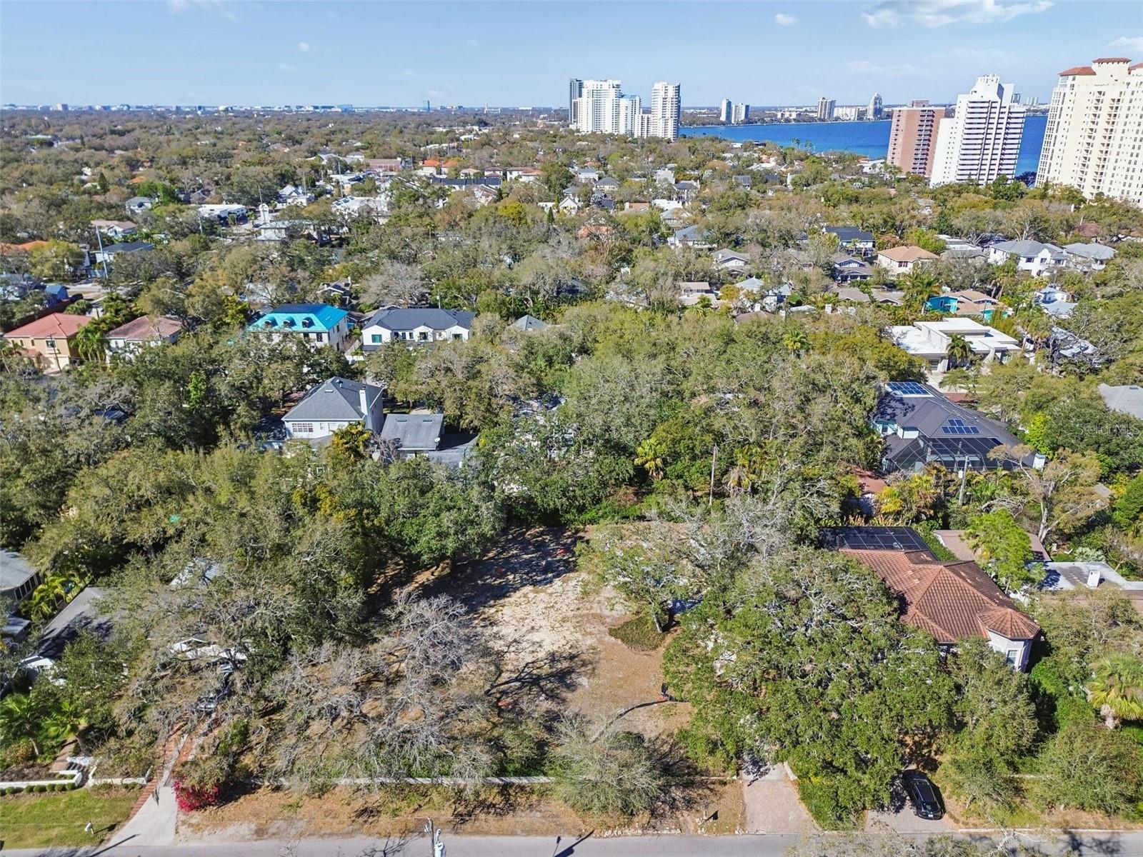 3015 W FAIR OAKS AVENUE