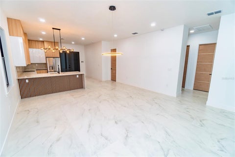 7206 N Grady Ave, Tampa, FL 33614
