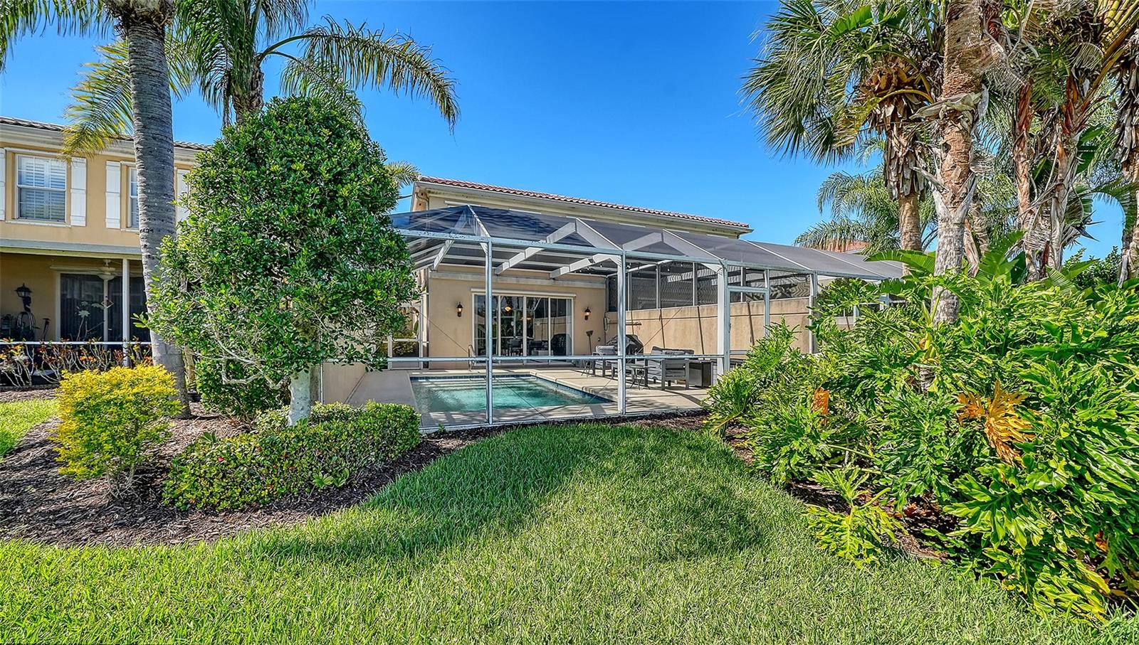 ISLES OF SARASOTA UNIT 1 - Residential