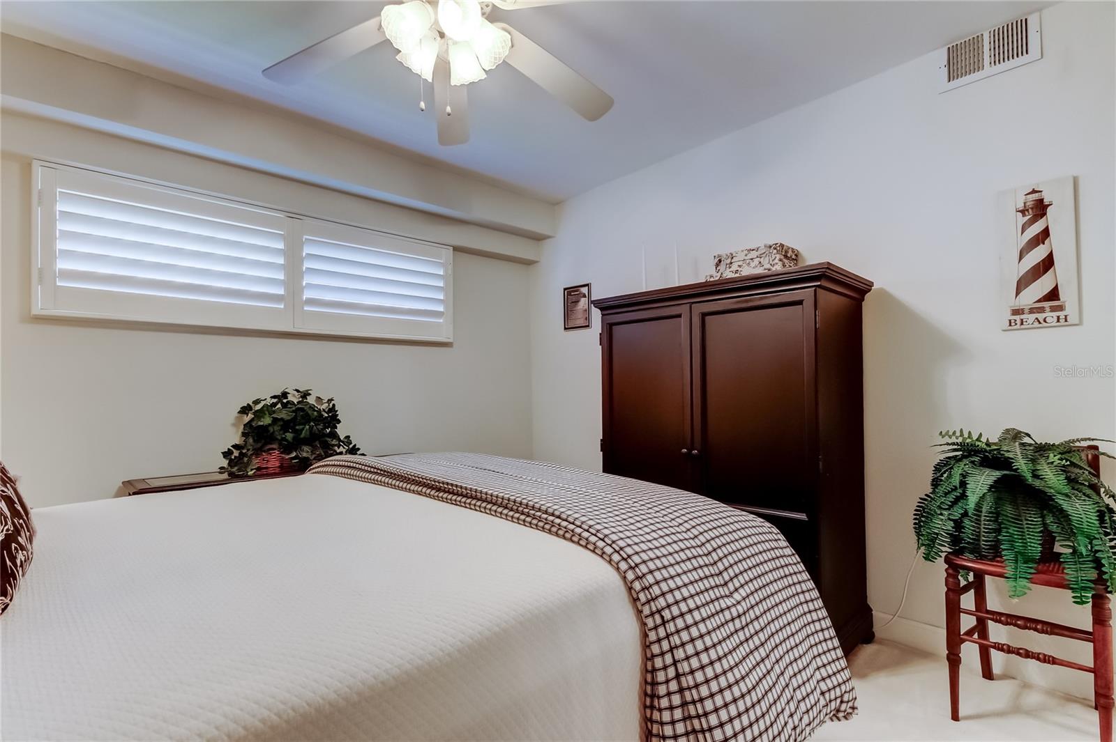 HARBOR GREENS AT YACHT CLUB ESTATES - Residential