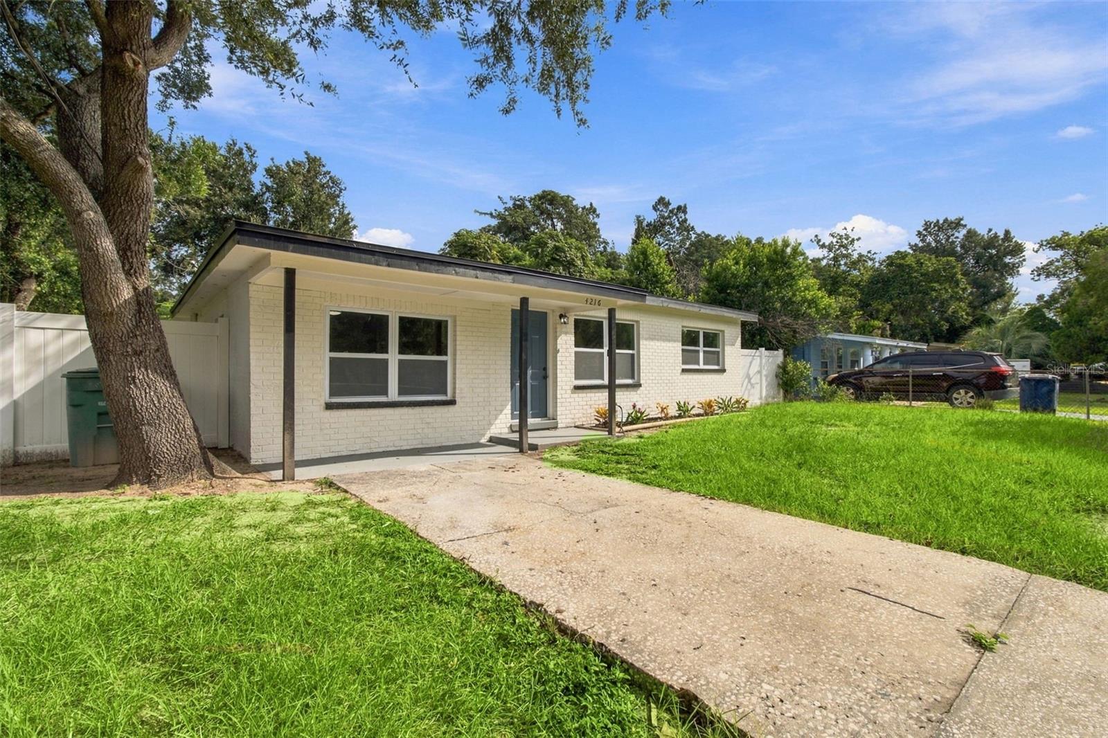 4216 N SANDALWOOD CIRCLE