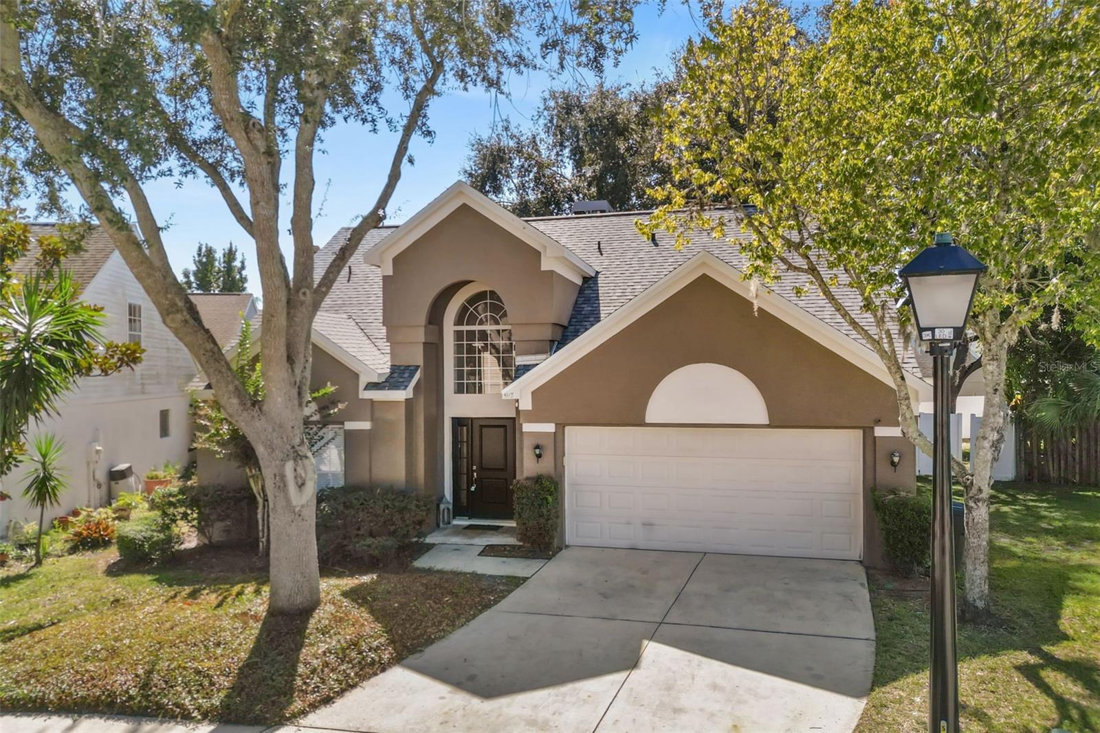 917 BERESFORD WAY