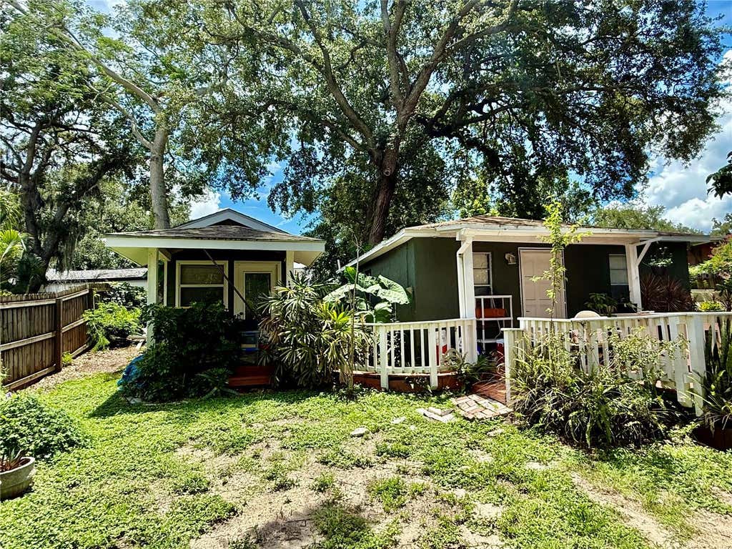 Photo of 1014 W Mohawk Avenue, Tampa, FL 33603 (MLS # TB8537300)
