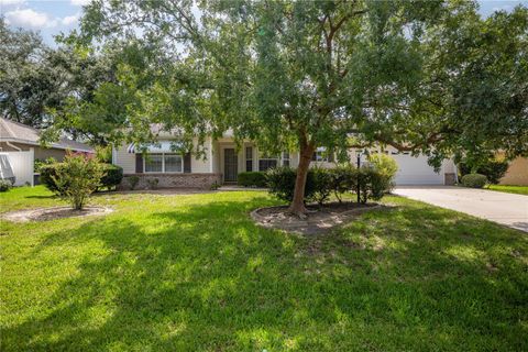 Photo of 8485 SW 60th Circle, Ocala, FL 34476 (MLS # OM704708)