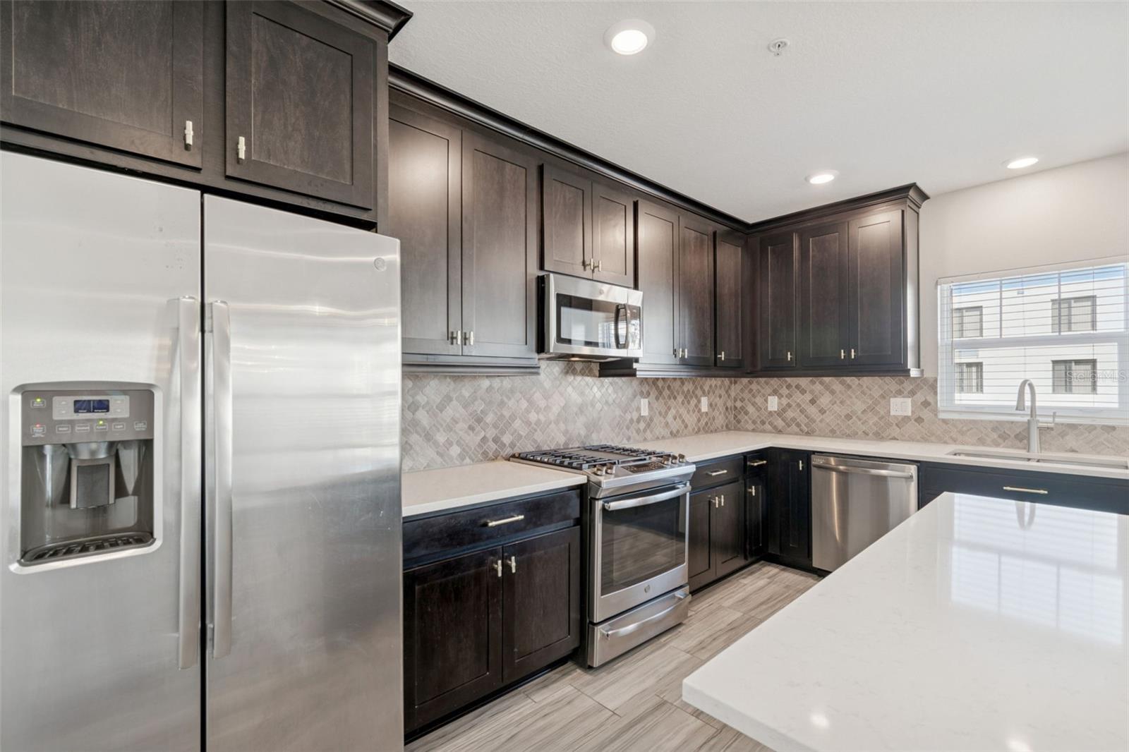 INLET PARK AT WESTSHORE MARINA - Residential