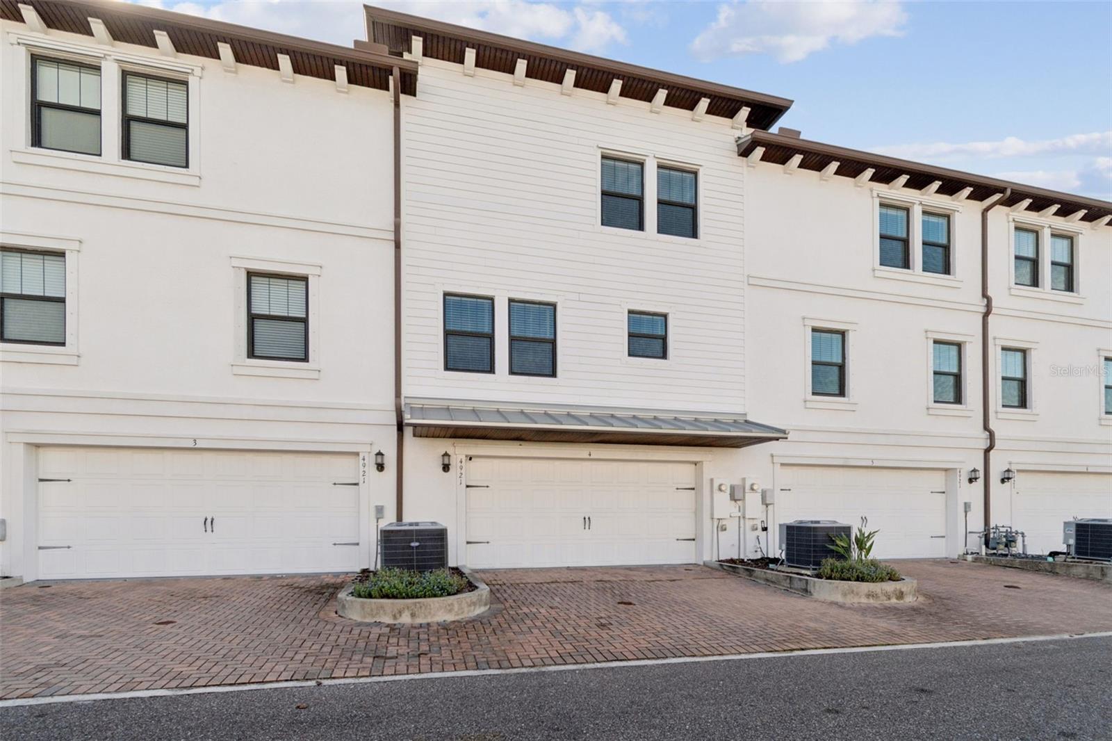 INLET PARK AT WESTSHORE MARINA - Residential