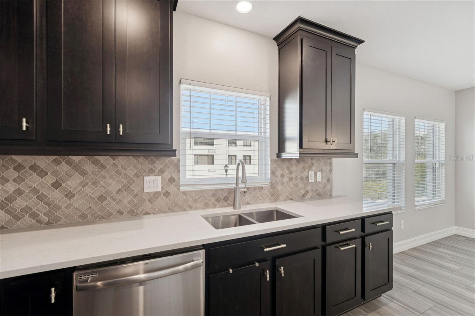 INLET PARK AT WESTSHORE MARINA - Residential