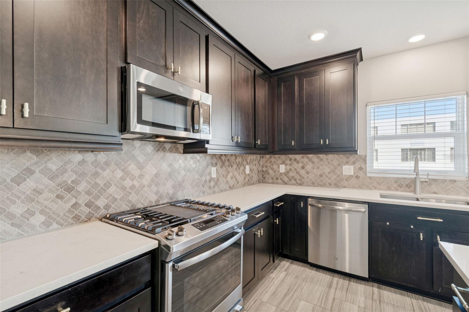 INLET PARK AT WESTSHORE MARINA - Residential