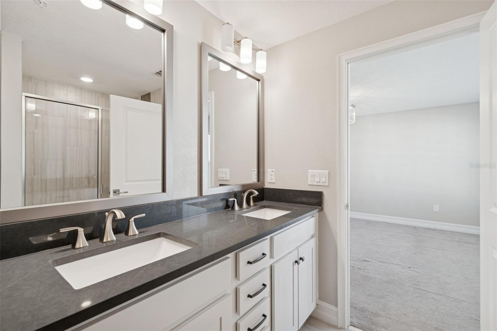 INLET PARK AT WESTSHORE MARINA - Residential