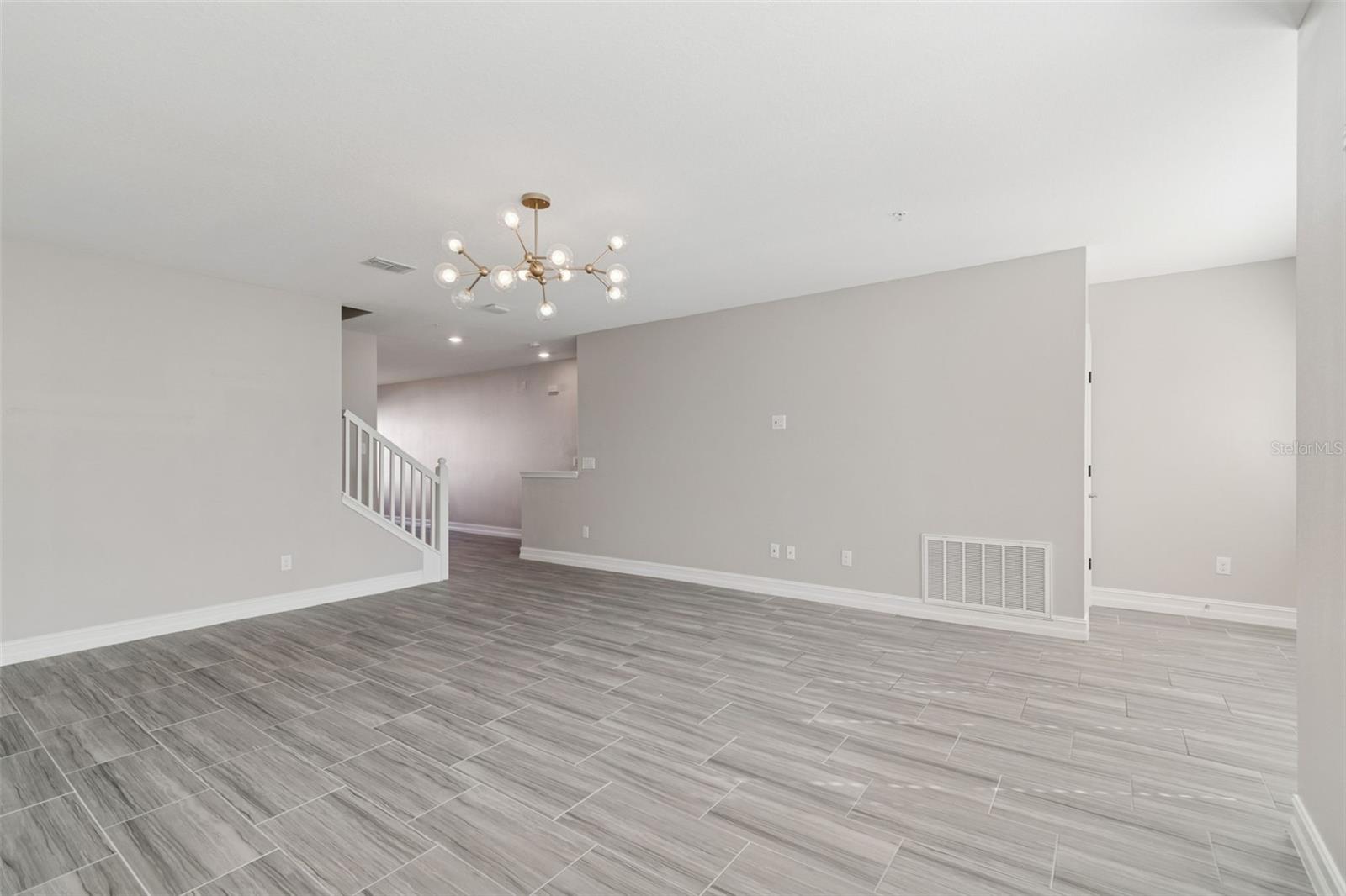 INLET PARK AT WESTSHORE MARINA - Residential