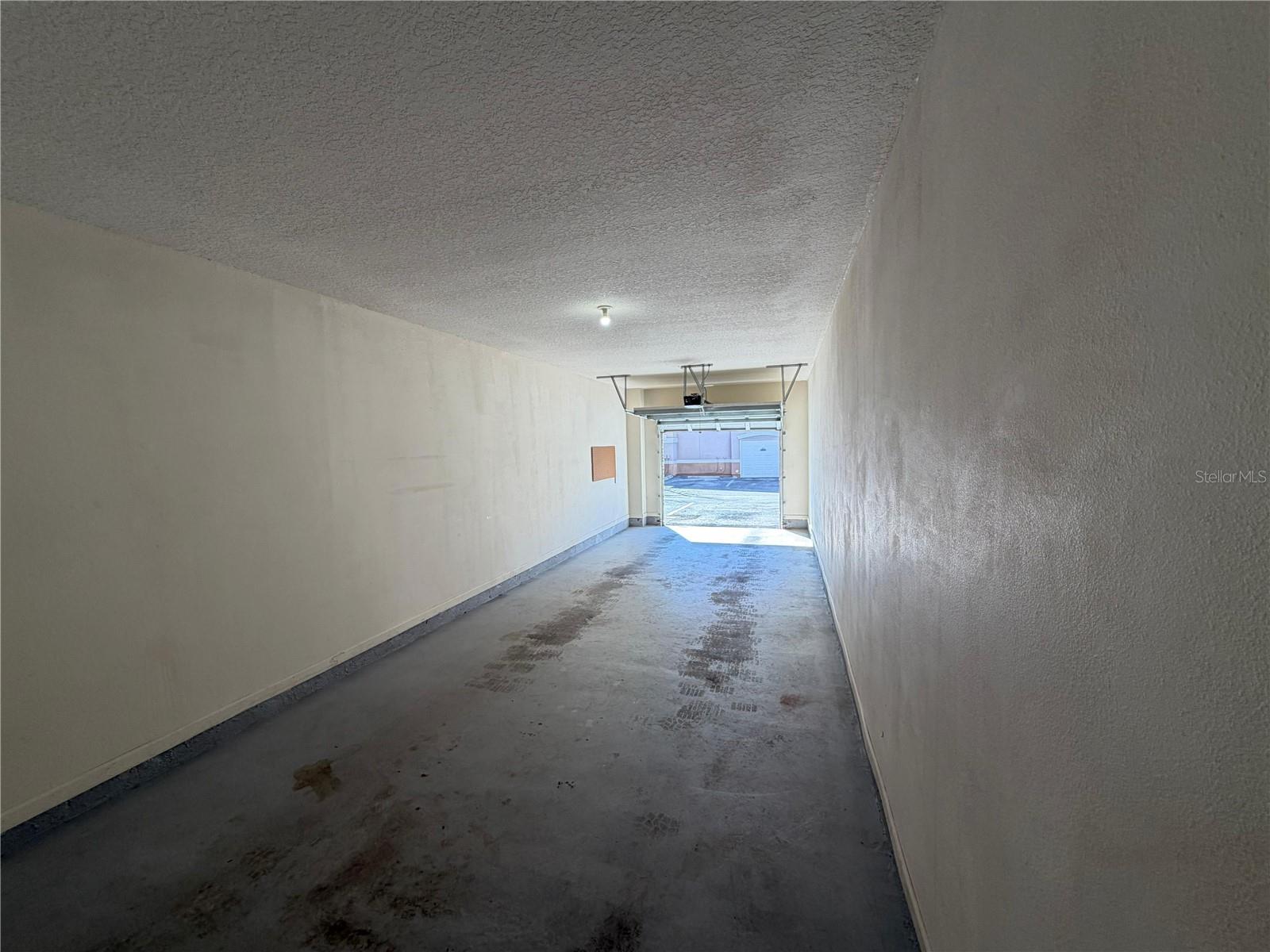 THE VILLAS CONDO - Residential