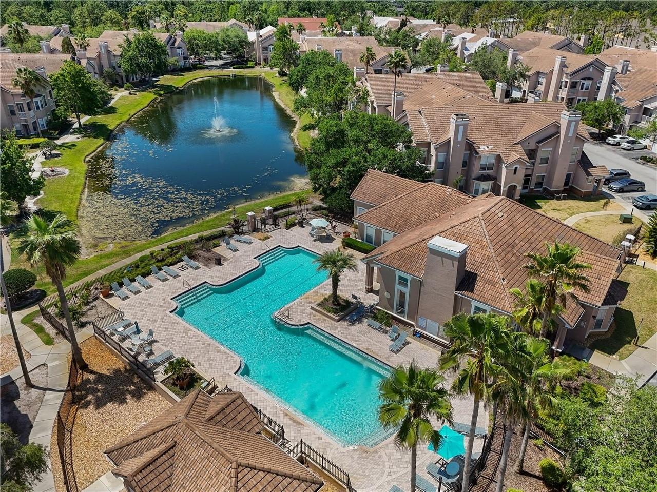 THE VILLAS CONDO - Residential