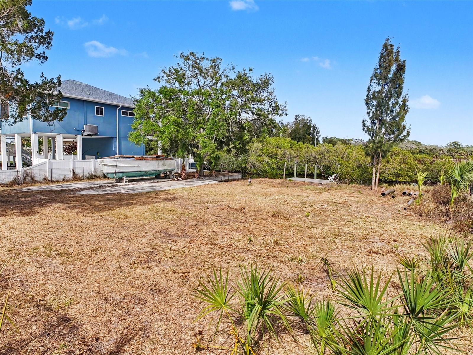 PINE ISLAND ESTATES - Land