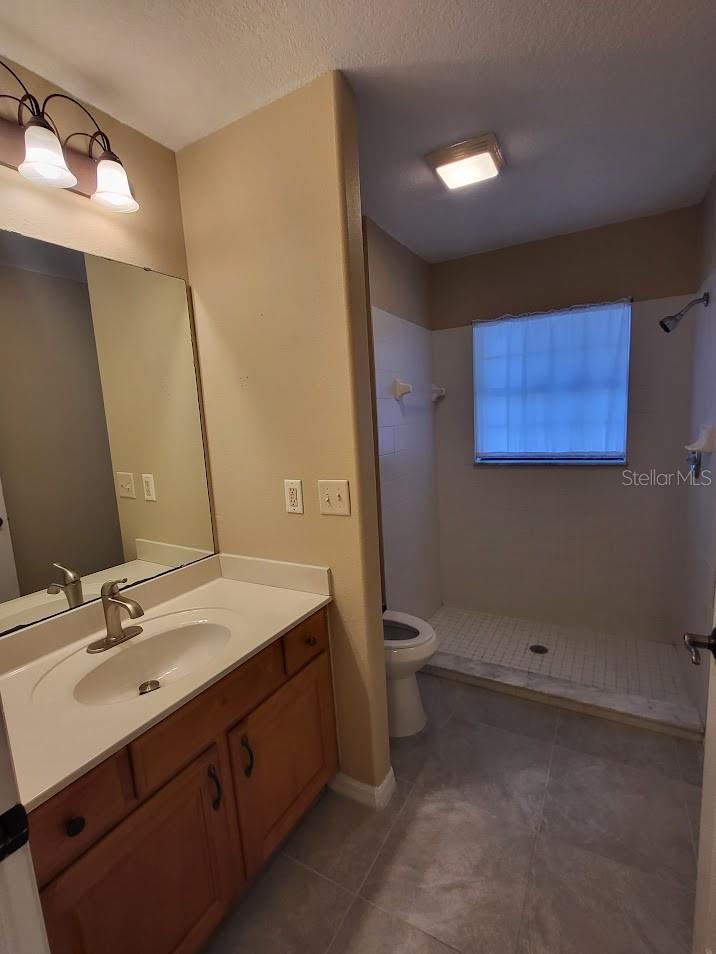 TAVARES GROVES AT BAYTREE PH 03 - Residential