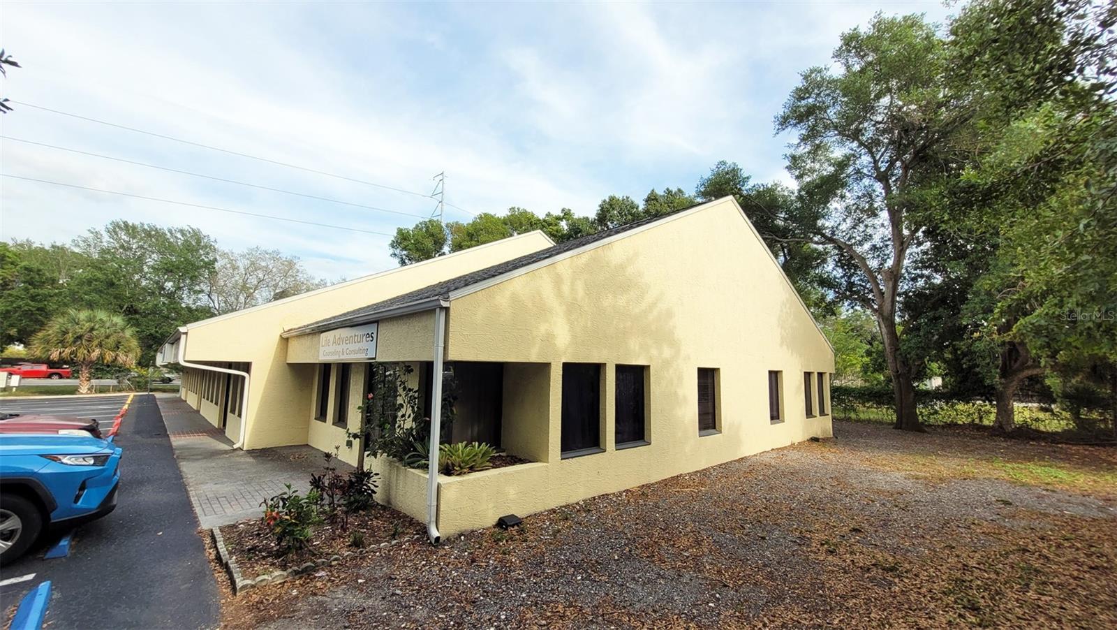 PINELLAS GROVES - Commercial Sale