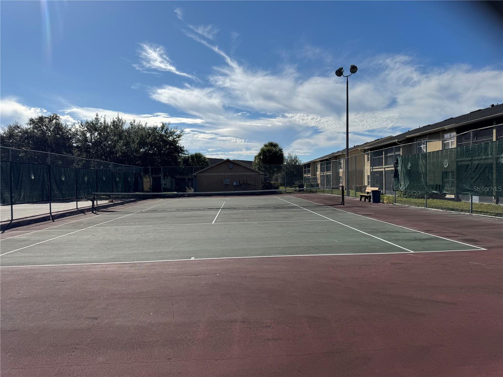 HAWTHORNE VILLAGE CONDO - Residential Lease