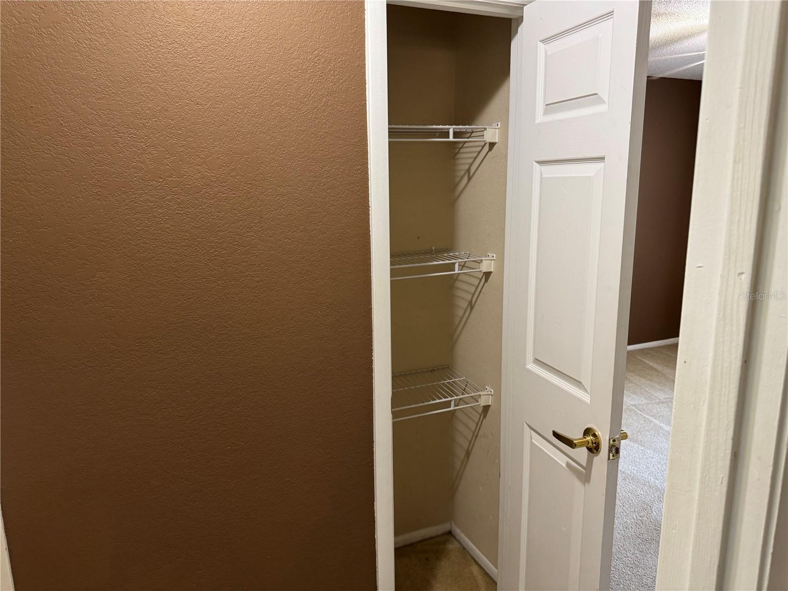 HAWTHORNE VILLAGE CONDO - Residential Lease