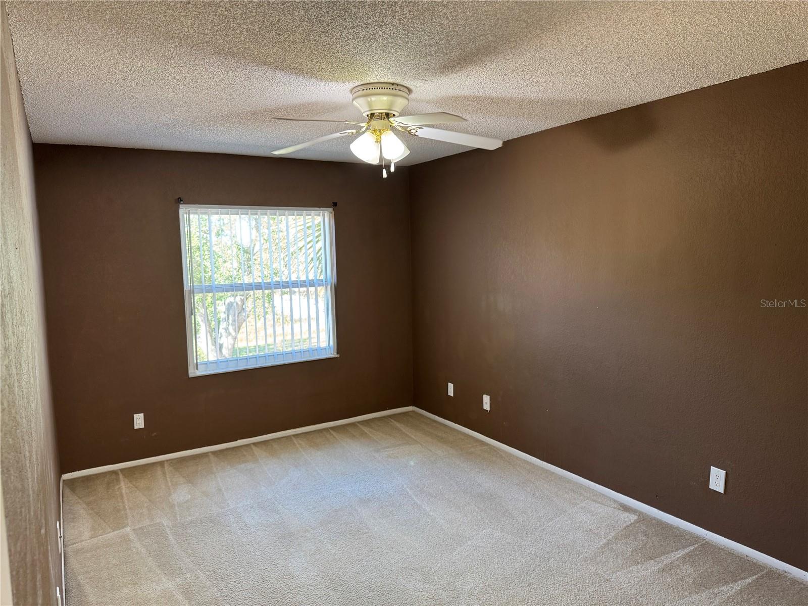 HAWTHORNE VILLAGE CONDO - Residential Lease