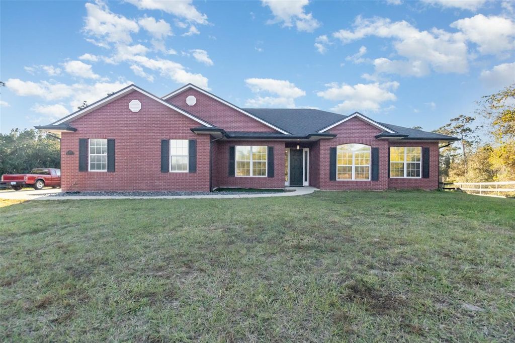 Photo of 1970 Blackfoot Trail, Saint Cloud, FL 34771 (MLS # O6367266)