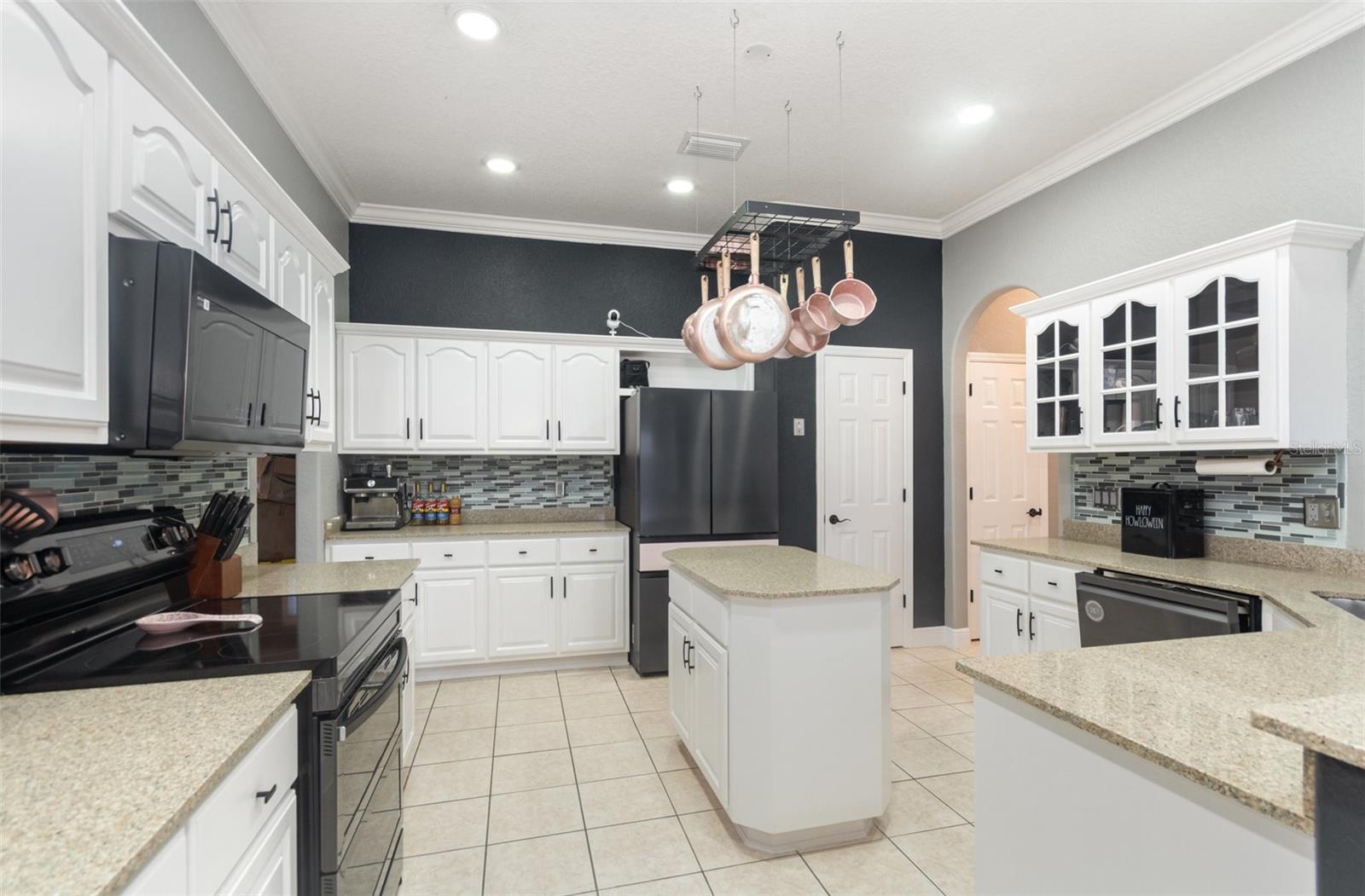 BAY LAKE RANCH UNIT 2 - Residential