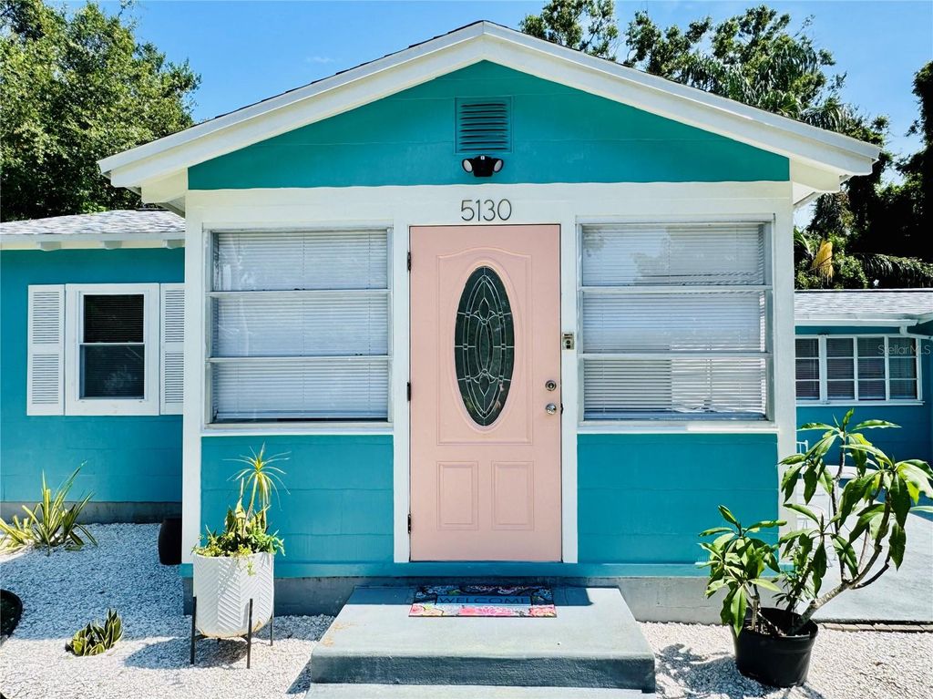 Photo of 5130 Pine Grove Terrace S, Gulfport, FL 33707 (MLS # TB8397544)