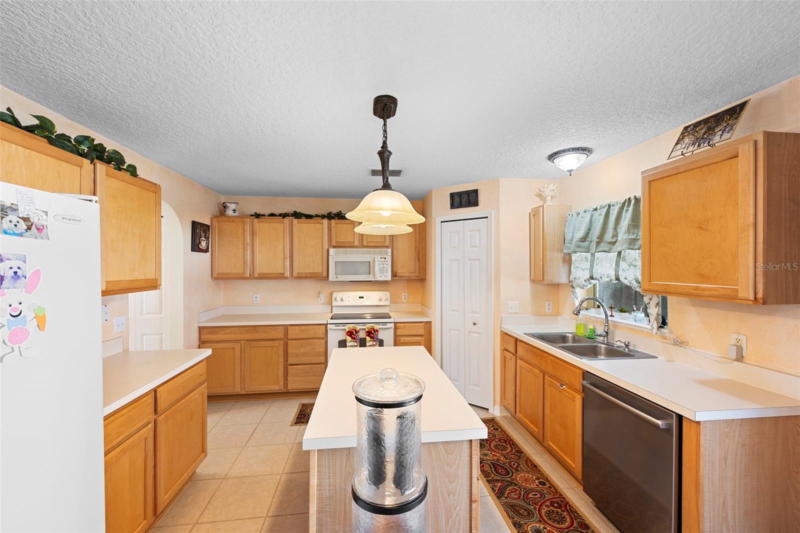 GROVELAND EAGLE PINES - Residential