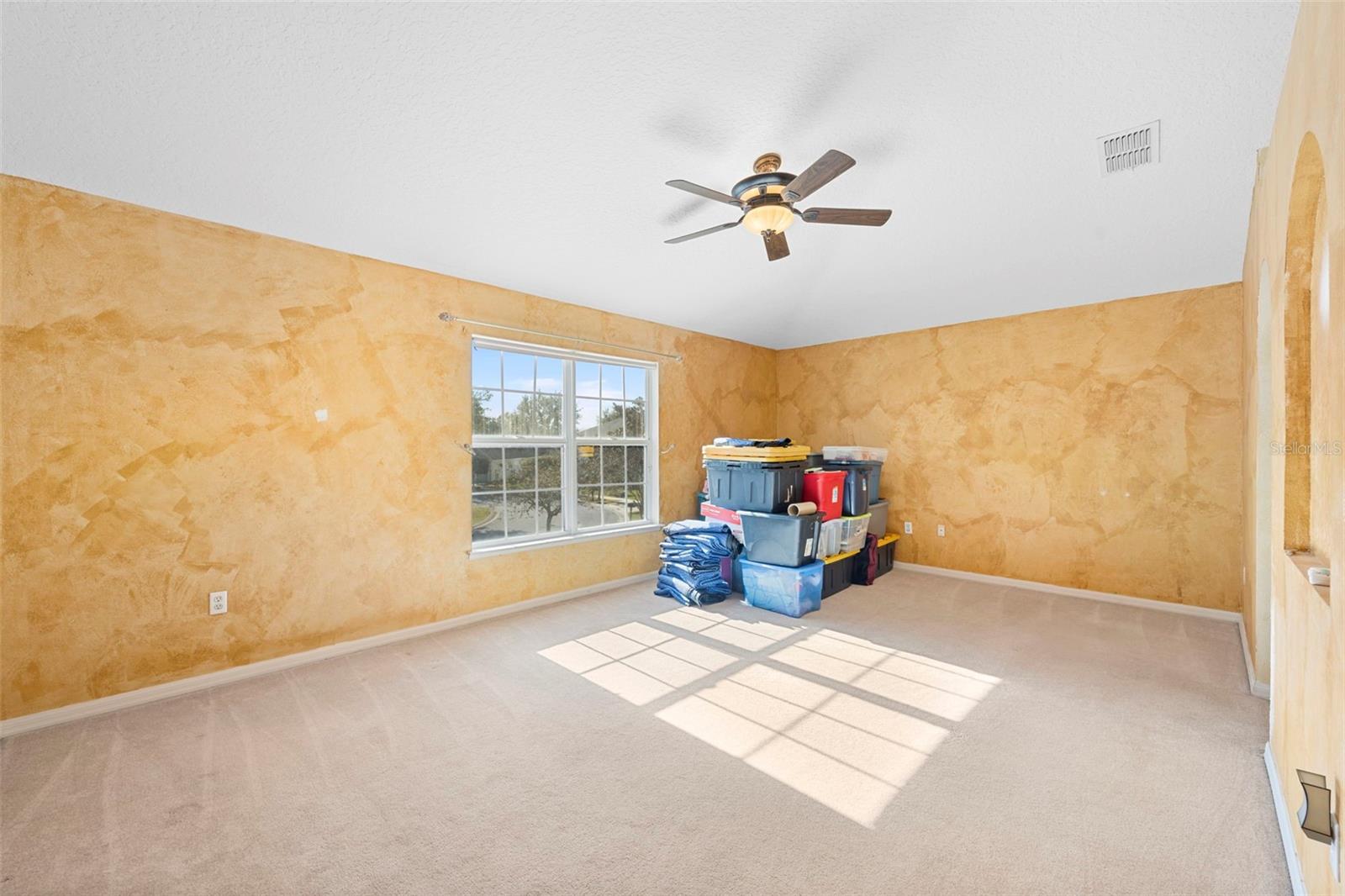 GROVELAND EAGLE PINES - Residential