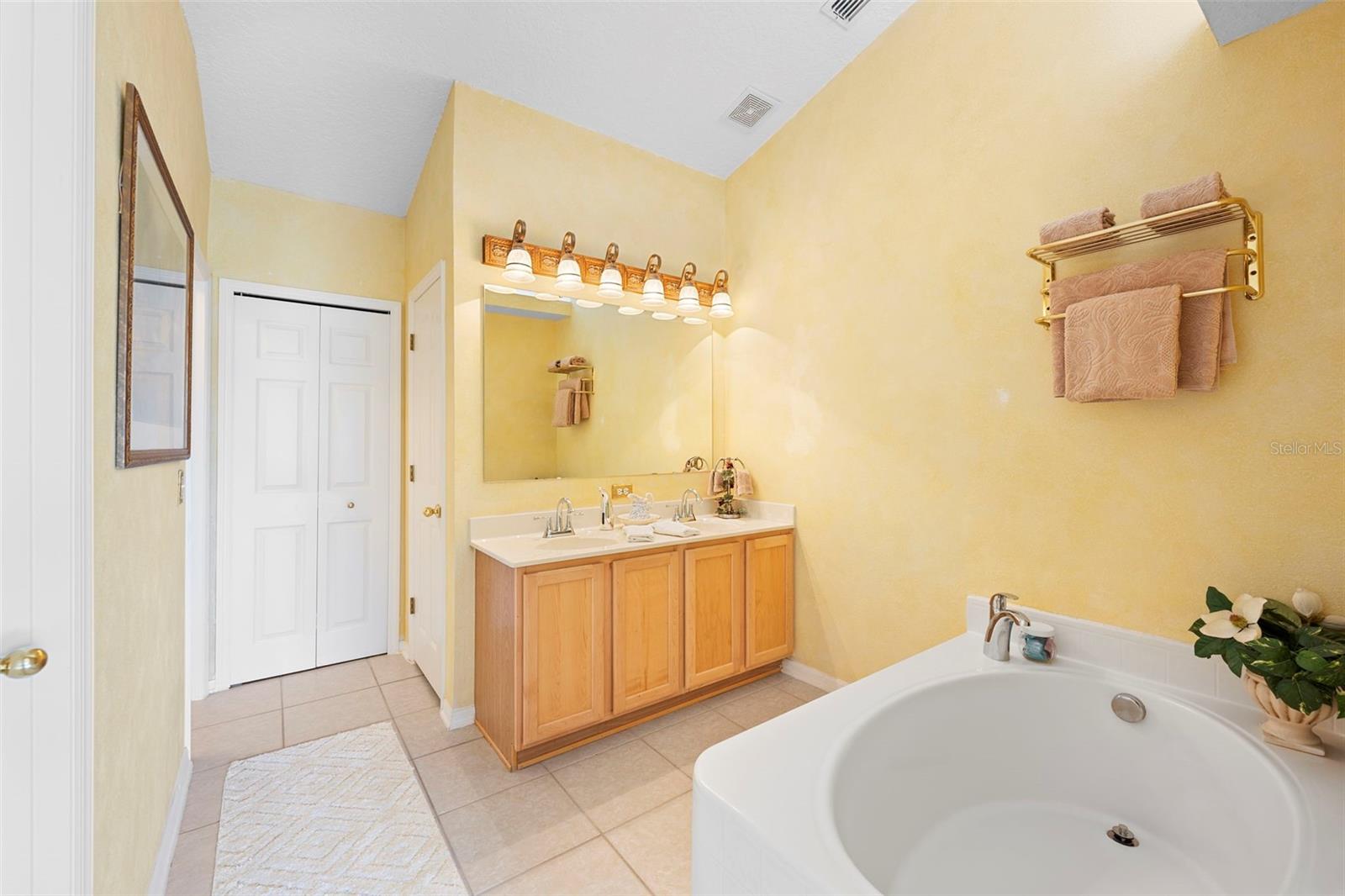 GROVELAND EAGLE PINES - Residential