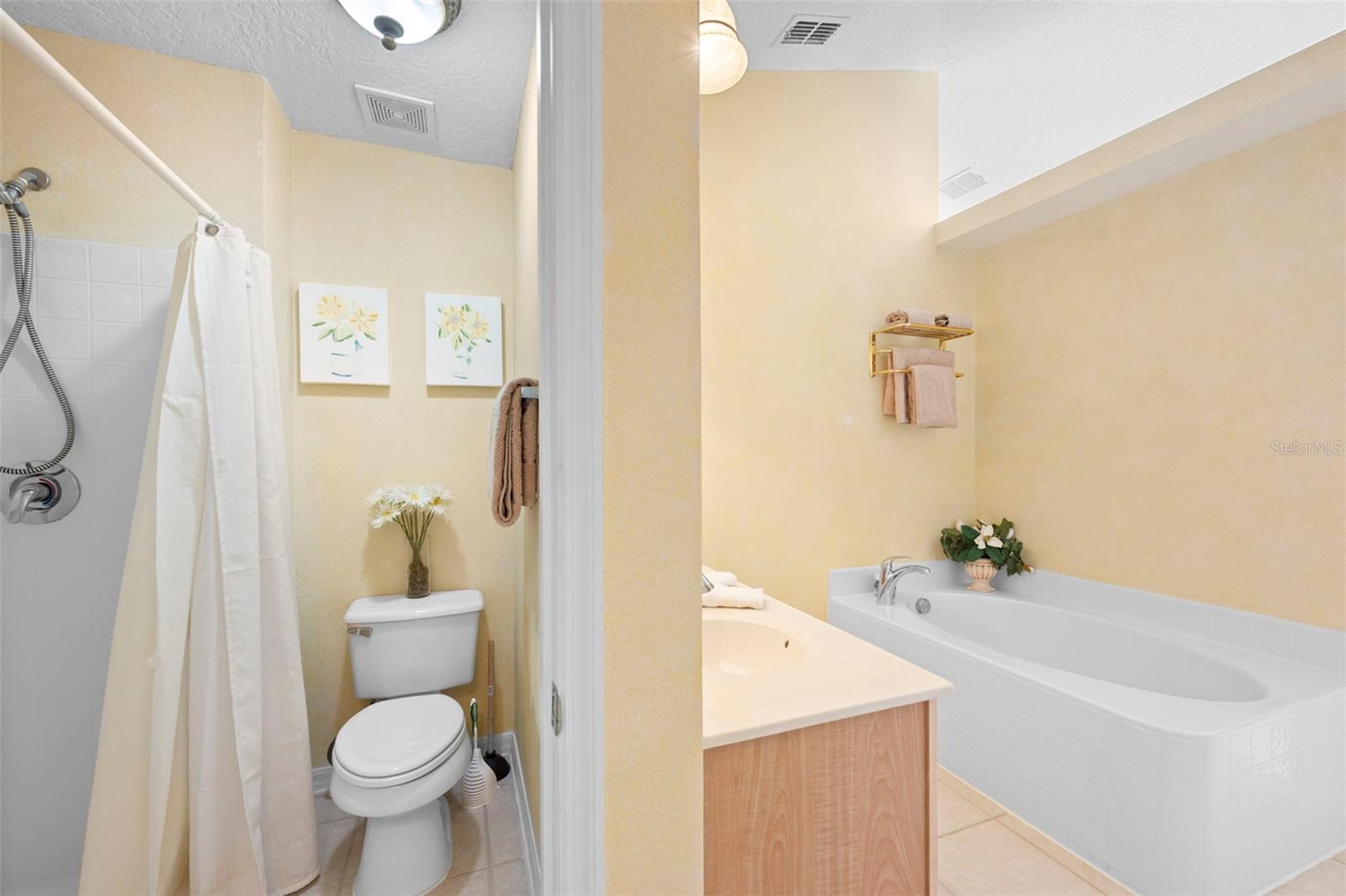 GROVELAND EAGLE PINES - Residential