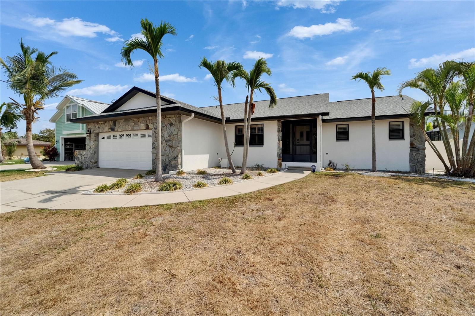 743 KINGSTON COURT