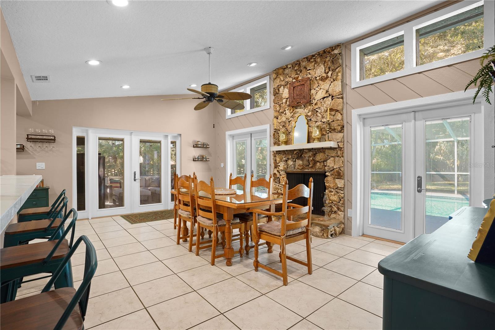 WEKIVA CLUB ESTATES SEC 04 - Residential