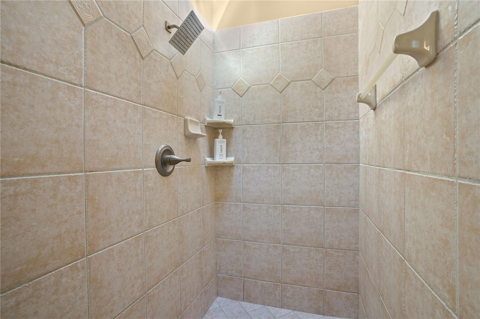 WEKIVA CLUB ESTATES SEC 04 - Residential