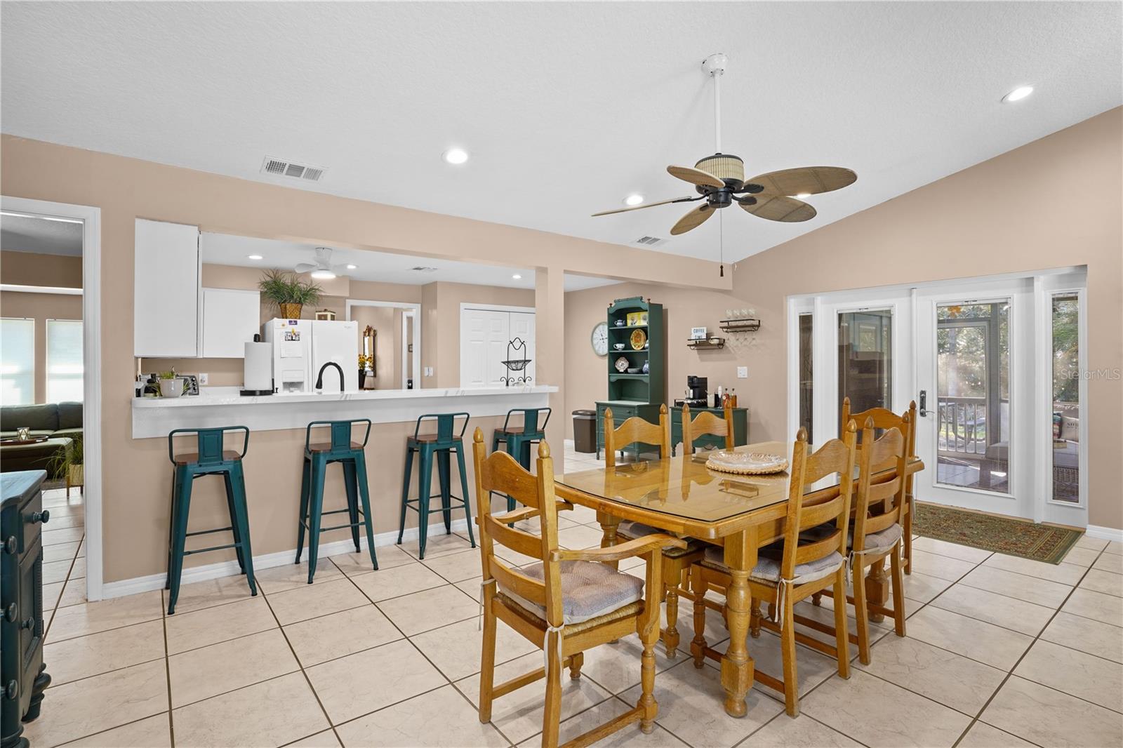 WEKIVA CLUB ESTATES SEC 04 - Residential