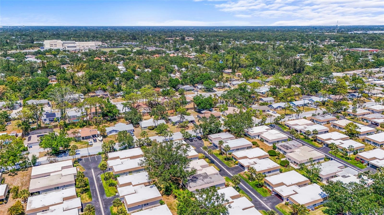 STRATHMORE RIVERSIDE - Residential