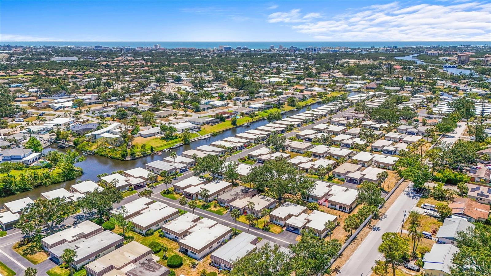 STRATHMORE RIVERSIDE - Residential