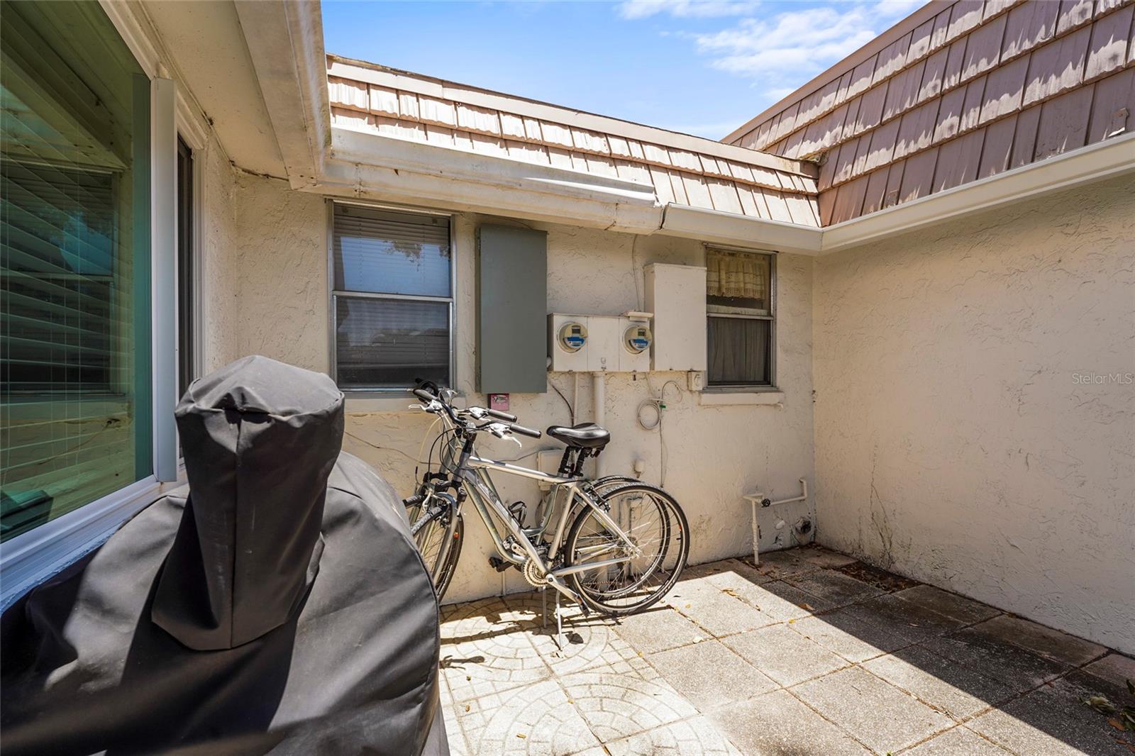 STRATHMORE RIVERSIDE - Residential