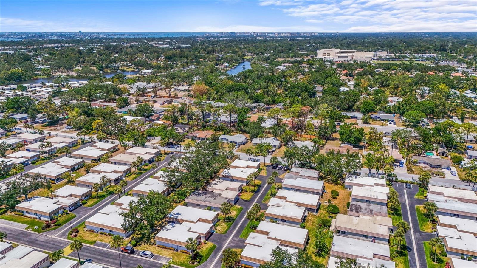 STRATHMORE RIVERSIDE - Residential