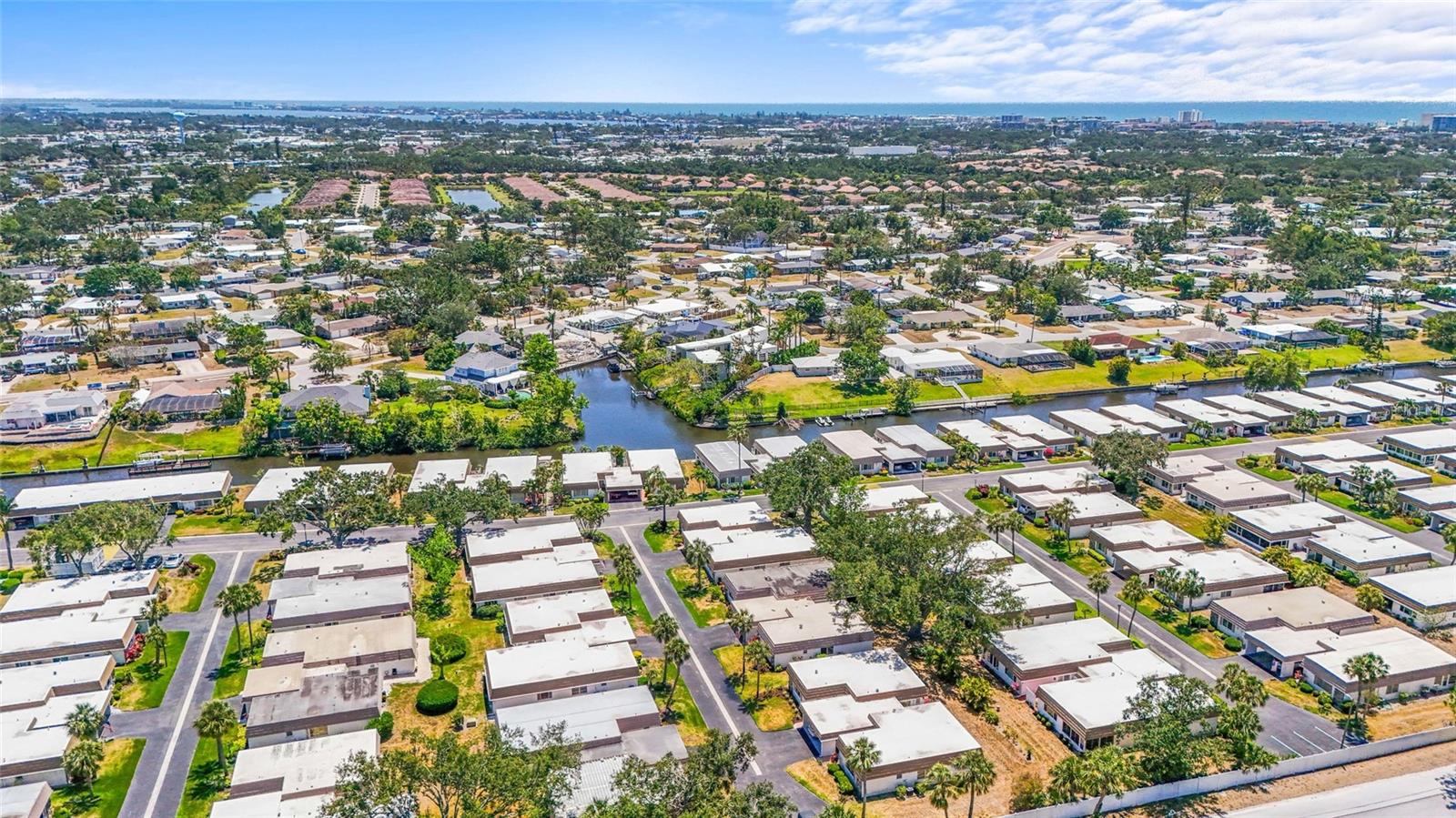 STRATHMORE RIVERSIDE - Residential