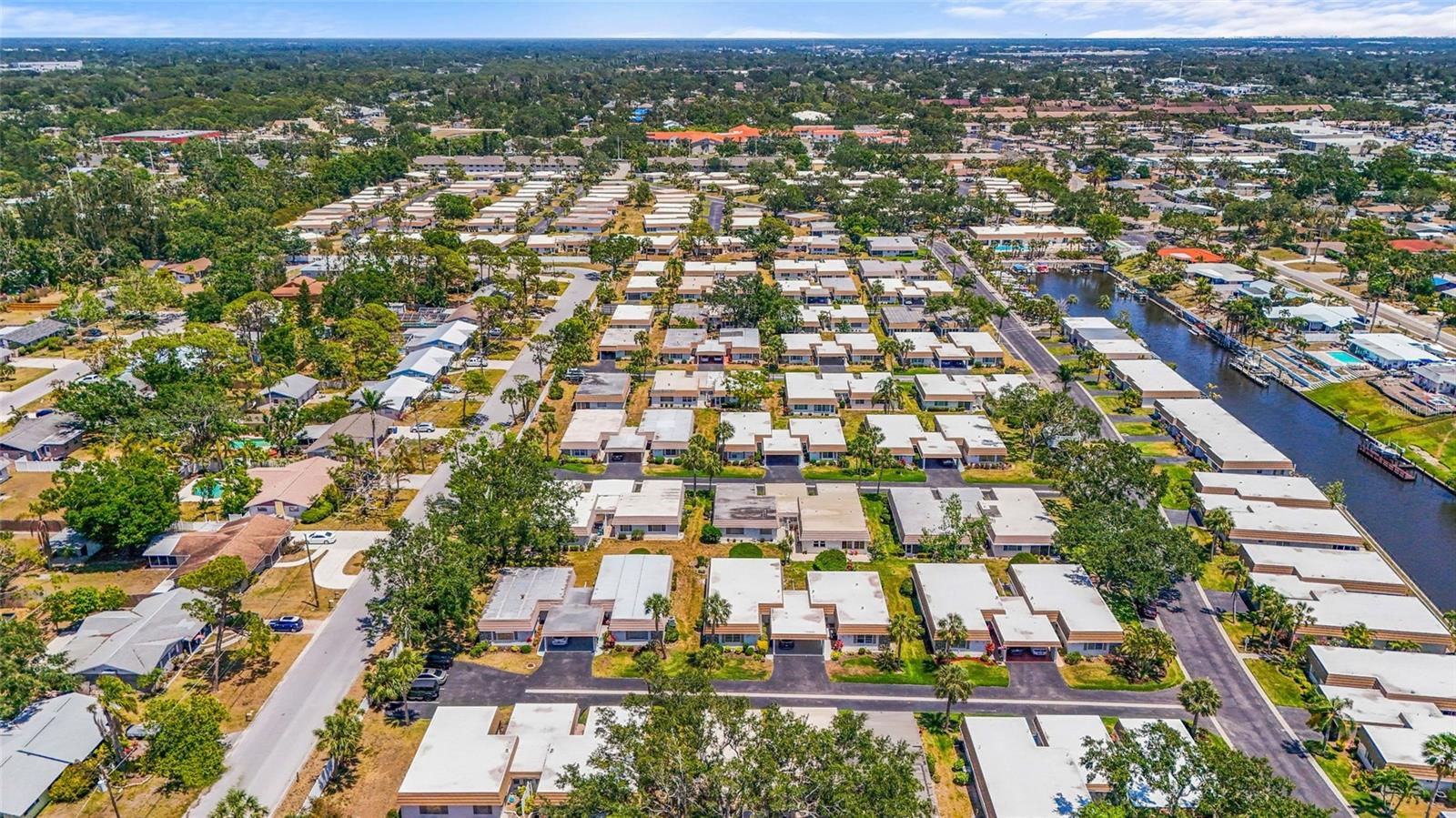 STRATHMORE RIVERSIDE - Residential