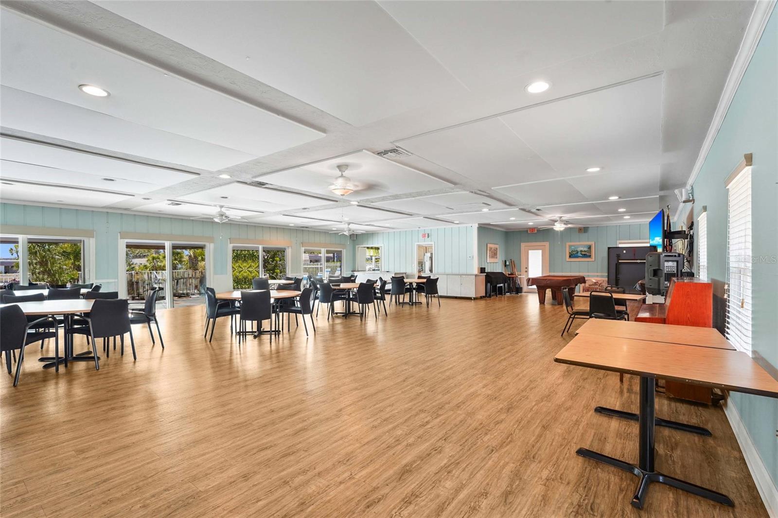 STRATHMORE RIVERSIDE - Residential