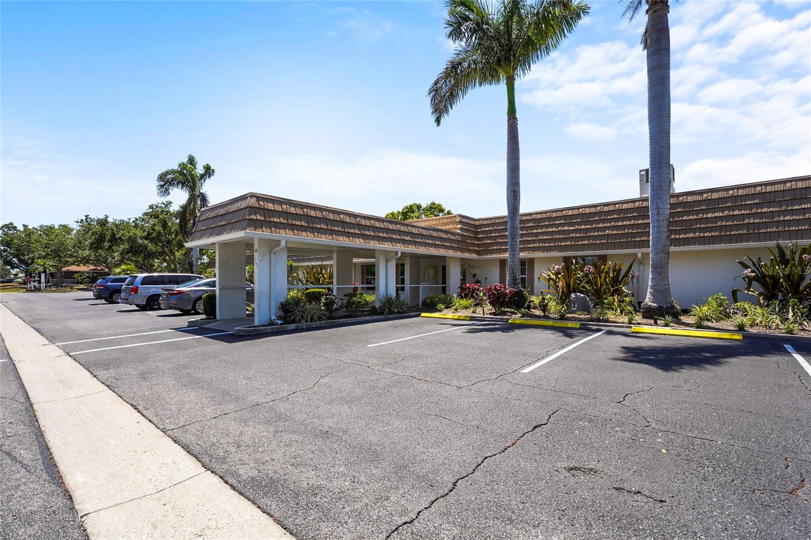 STRATHMORE RIVERSIDE - Residential